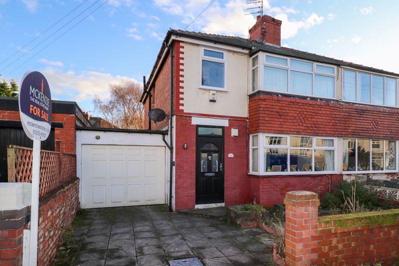 Oregon Avenue, Blackpool 3 bed semidetached house £125,000