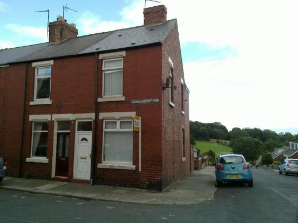 Photograph 1