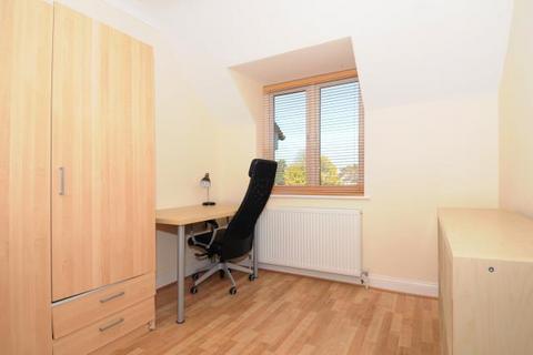 2 bedroom apartment to rent, Northwood,  Middlesex,  HA6