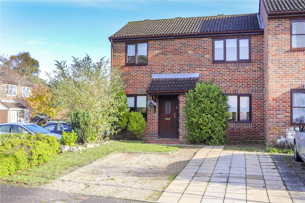 Mead, Forest Park, Bracknell, Berkshire, RG12 3 bed end of terrace house £335,000