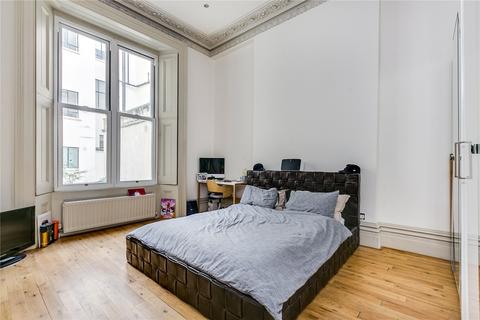 2 bedroom flat to rent, Leinster Gardens, London