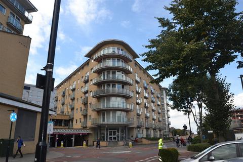 1 bedroom apartment for sale, Bergenia House, Feltham