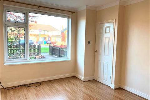 2 bedroom terraced house to rent, 119 wold road