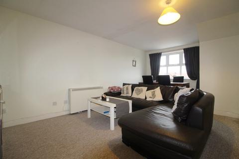 2 bedroom apartment to rent, Waller Court, Caversham, Reading, RG4