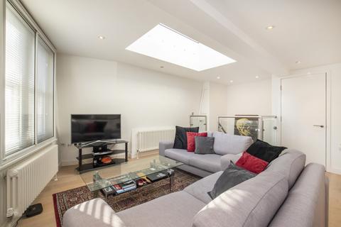 1 bedroom apartment to rent, Catherine Street, Covent Garden WC2