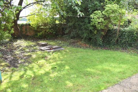 6 bedroom semi-detached house to rent, Brocklebank Road, Fallowfield, Manchester