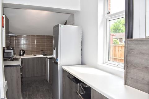 4 bedroom semi-detached house to rent, Mornington Crescent, Fallowfield, Manchester