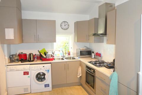 6 bedroom terraced house to rent, Rusholme Place, Rusholme, Manchester