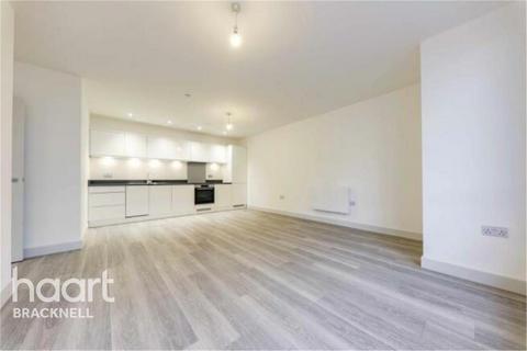 2 bedroom flat to rent, Bracknell Town Centre, RG12