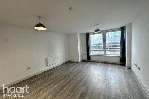 undefined, The Ring, Bracknell