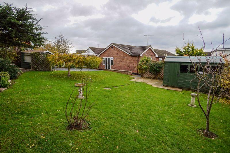 Clarence Road, Benfleet 3 bed detached bungalow £437,777