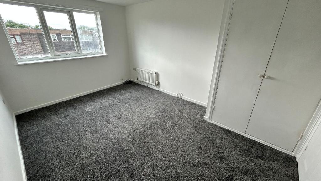 House in Walsall, West Midlands - More