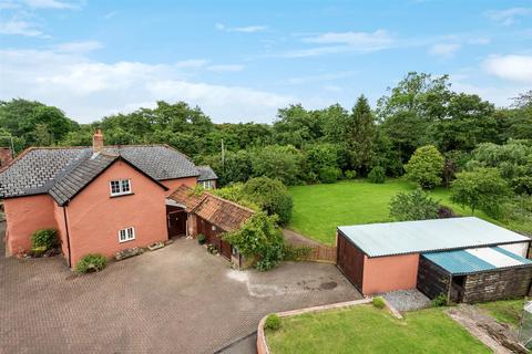 Ebberley Torrington Devon Ex38 8 Bed Detached House 899 950