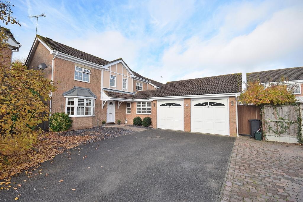 Wallace Binder Close, Maldon, Essex, CM9 4 bed detached house £550,000