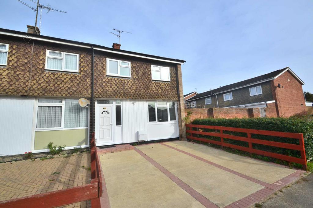 Hexham Road, Reading 5 bed end of terrace house to rent £2,300 pcm (£
