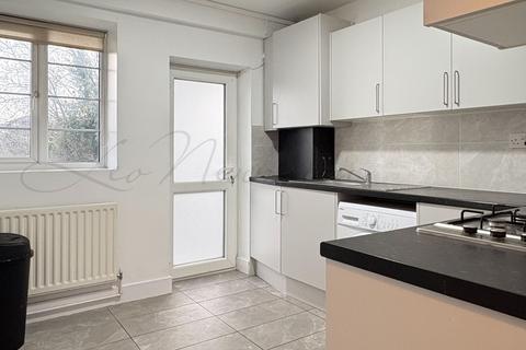undefined, Rosebank Way, Acton, W3