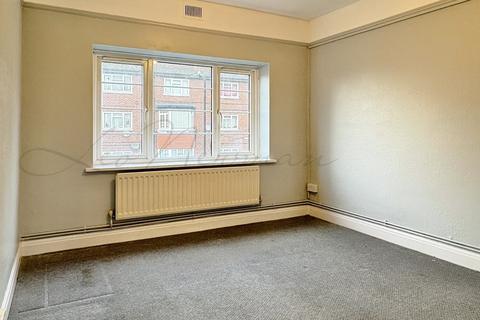 undefined, Rosebank Way, Acton, W3