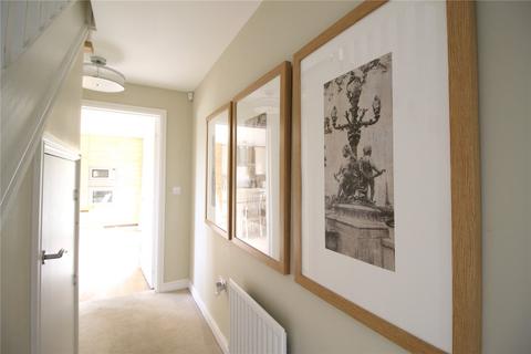 4 bedroom detached house to rent, Grebe Close, South Cerney, Cirencester, Gloucestershire, GL7