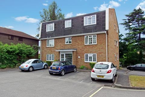 1 bedroom flat to rent, WOKING