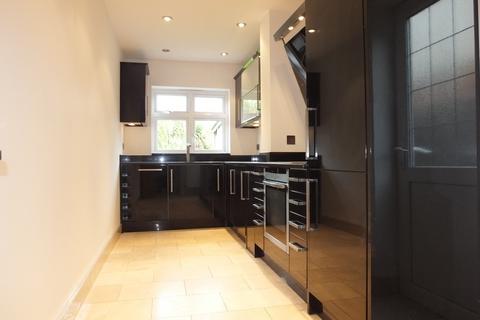 3 bedroom detached house to rent, HORSELL