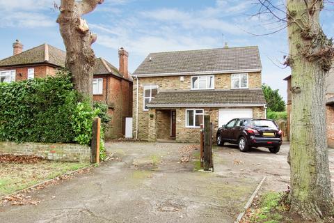 4 bedroom detached house to rent, WOKING