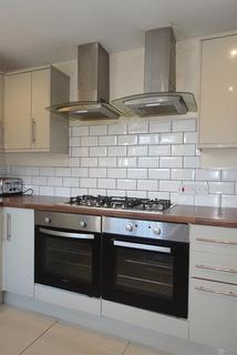4 bedroom house share to rent - Marton Road, Middlesbrough, TS4 2EN
