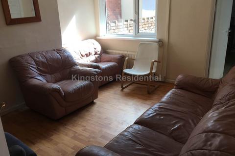 5 bedroom terraced house to rent, Wyeverne Road, Cardiff CF24