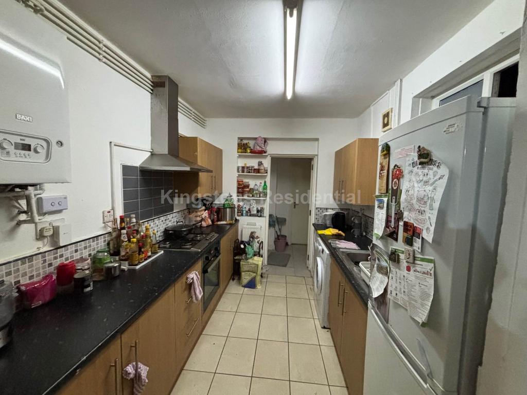Wyeverne Road, Cardiff CF24 – pohled 6