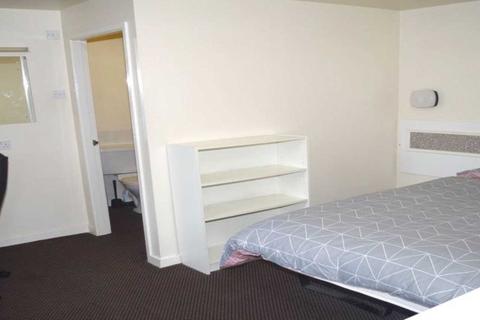 29 bedroom house share to rent - Wigan Road, Bolton