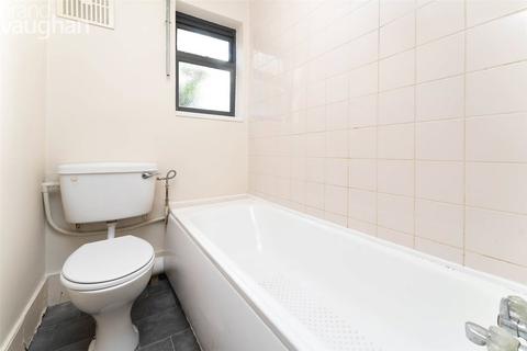 Studio to rent, Montpelier Place, Brighton, East Sussex, BN1