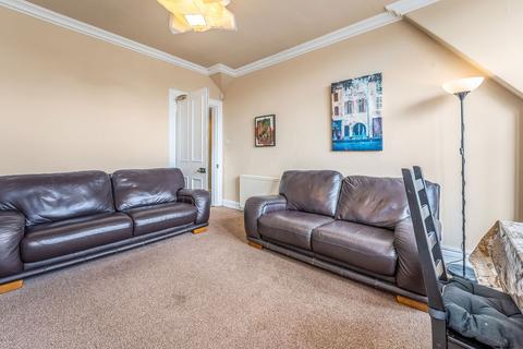 3 bedroom flat to rent, Coates Gardens, West End, Edinburgh, EH12