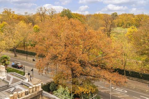 2 bedroom flat for sale, Hyde Park Towers, 1 Porchester Terrace, London