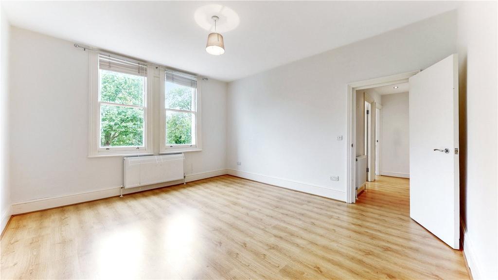 Woodville Gardens, Ealing Broadway, London, W5 2 bed apartment £1,495
