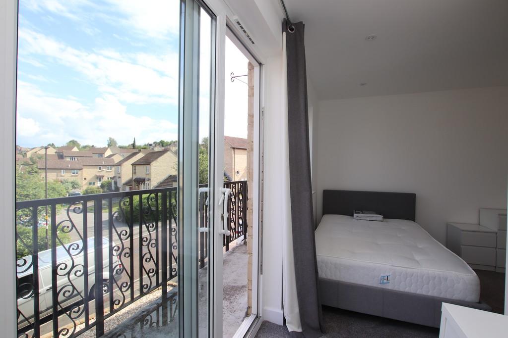 Langdon Road, Bath 6 bed detached house £3,750 pcm (£865 pw)