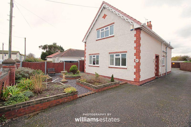 Towyn Way West, Towyn 5 bed detached house £249,950