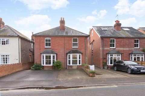 3 bedroom semi-detached house to rent, Peperharow Road, Godalming GU7