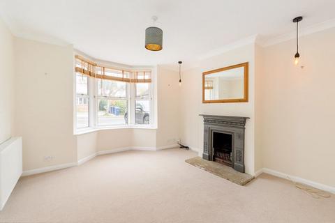 3 bedroom semi-detached house to rent, Peperharow Road, Godalming GU7