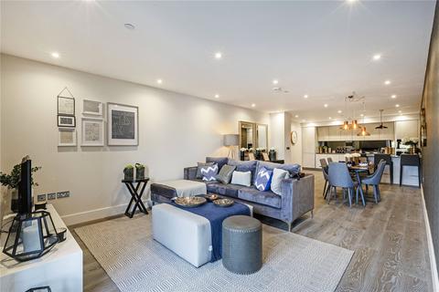 2 bedroom apartment for sale - Boat Race House, 63 Mortlake High Street, London, SW14