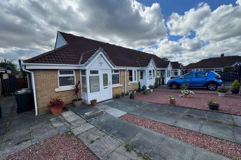 2 bedroom semi-detached bungalow to rent, Amberley Close, Wallsend NE28