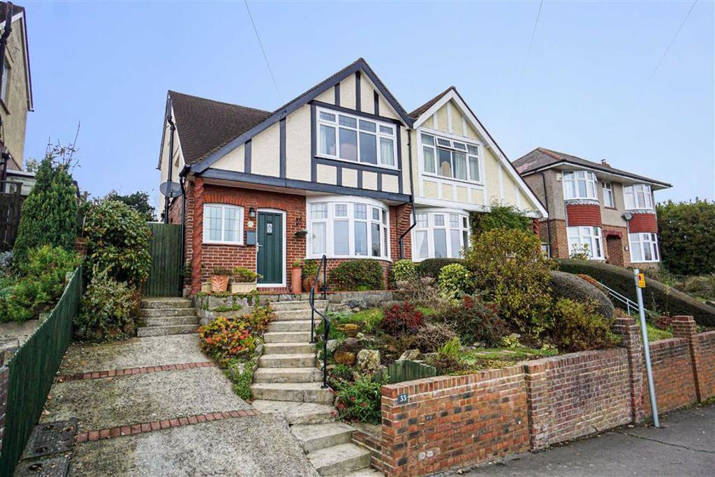 Fairlight Avenue, Hastings, East Sussex 3 bed semidetached house £