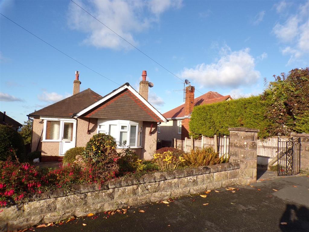 Calthorpe Drive, Prestatyn 2 bed detached bungalow £175,000