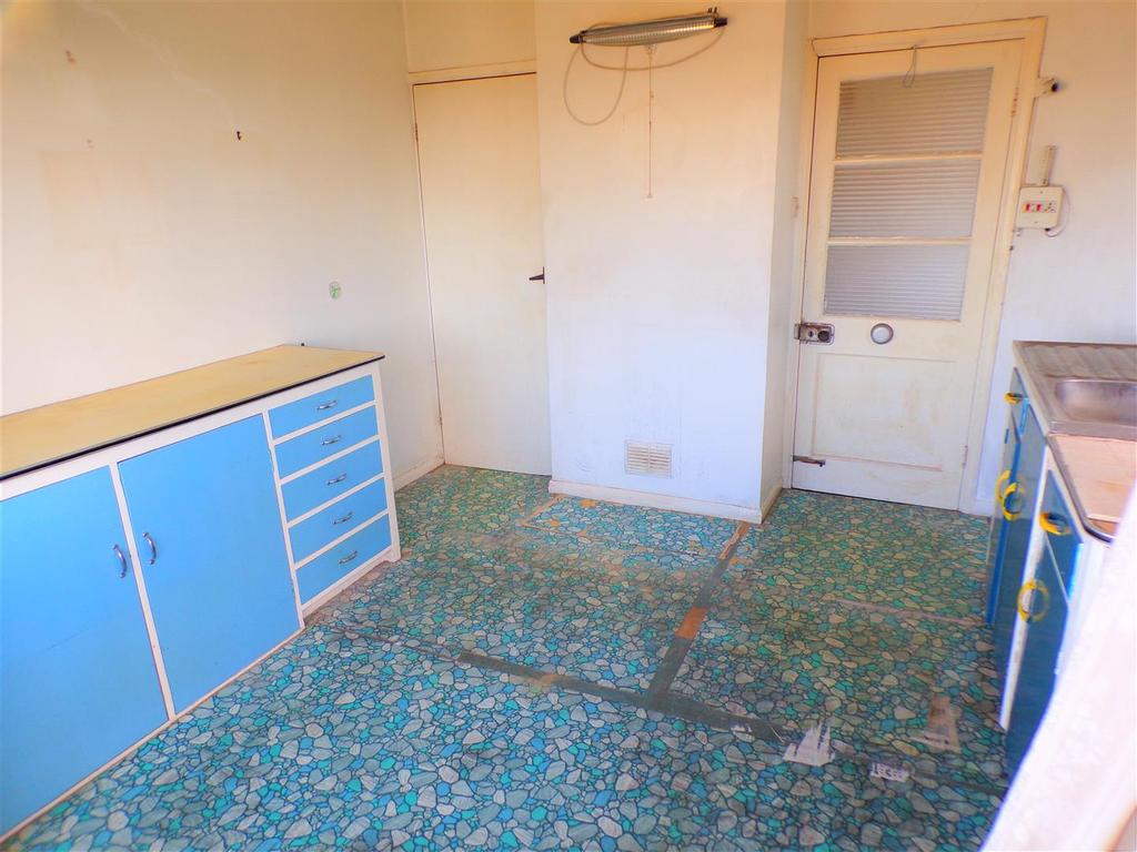 Calthorpe Drive, Prestatyn 2 bed detached bungalow £175,000