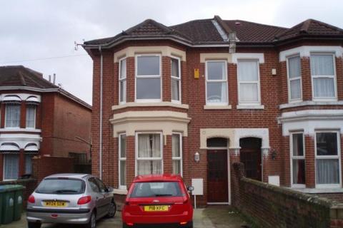 3 bedroom flat to rent, Alma Road, Portswood, Southampton, SO14