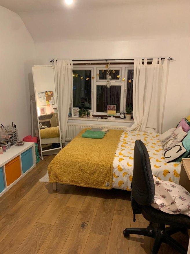 East-street-kt17-1bp-921886