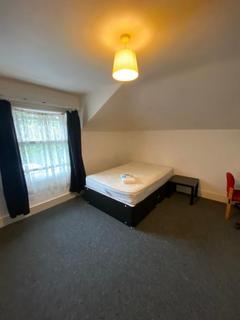 7 bedroom house share to rent, New Road