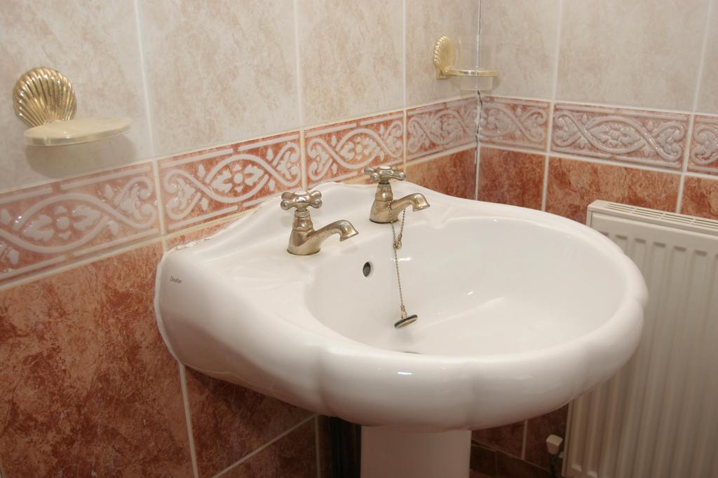 Southfield-road-teesside-university-ts1-3he-892054