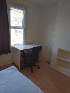 4 bedroom house share to rent, JAMES STREET