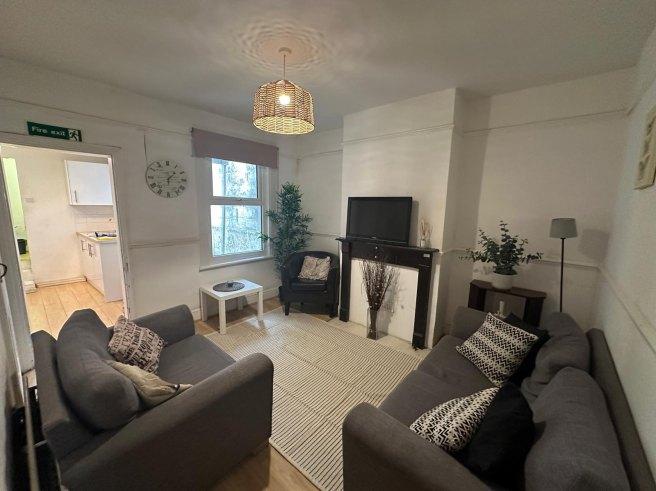 Castle-avenue-me1-2du-962292