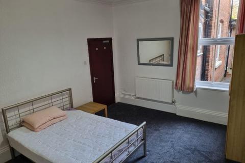 6 bedroom house share to rent, PARK ROAD EAST