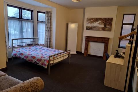 8 bedroom house share to rent, PARK ROAD EAST